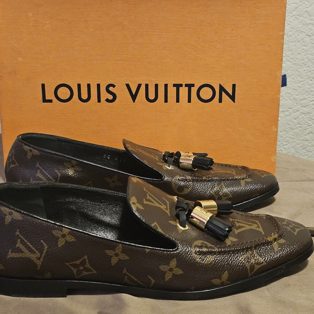LOUIS VUITTON LV MONOGRAM TASSEL SOCIETY LOAFER Size US 7.5 Womens - Picture 4 of 5